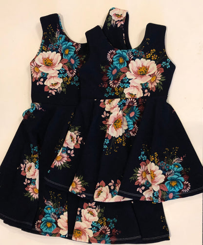 Navy Floral Bunches